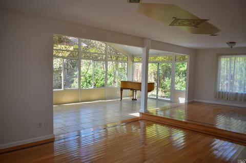 Undisclosed, Vallejo, CA 94591 photo 9