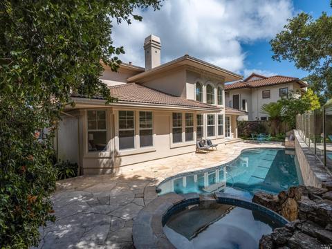 13 Heron Dr, Mill Valley, CA 94941
