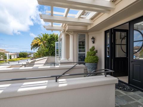 13 Heron Dr, Mill Valley, CA 94941 photo 2