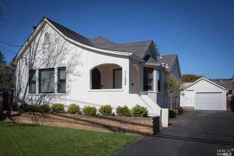 1102 D St, Petaluma, CA 94952