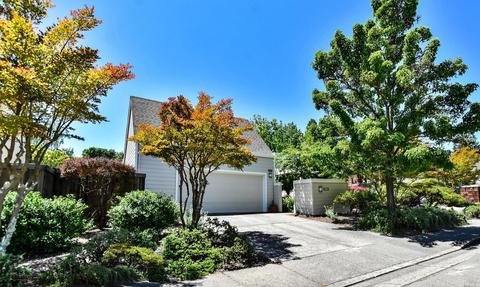 21284 Via Colombard St, Sonoma, CA 95476