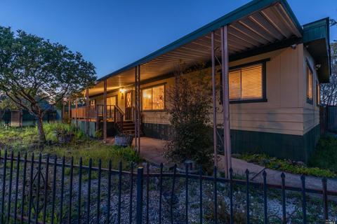 199 Magnolia Ave, Santa Rosa, CA 95407