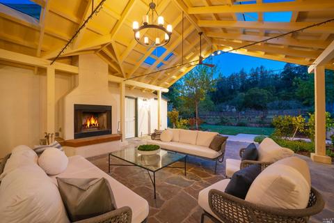 2700 Spring St, Saint Helena, CA 94574 photo 1