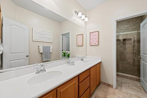 898 Hampton St, Vacaville, CA 95687 photo 37