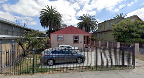 7408 Lockwood St, Oakland, CA 94621