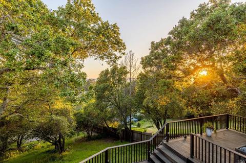 567 E Spring St, Napa, CA 94559 photo 1