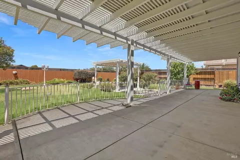 556 Ruby Dr, Vacaville, CA 95687 photo 9