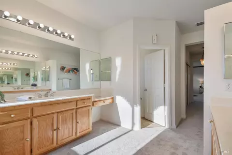 556 Ruby Dr, Vacaville, CA 95687 photo 63