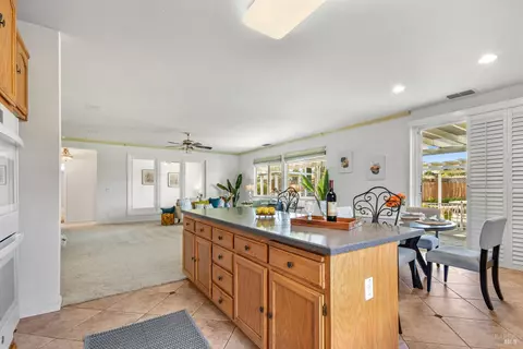 556 Ruby Dr, Vacaville, CA 95687 photo 25