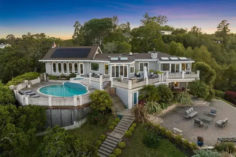 452 Bret Harte Rd, San Rafael, CA 94901
