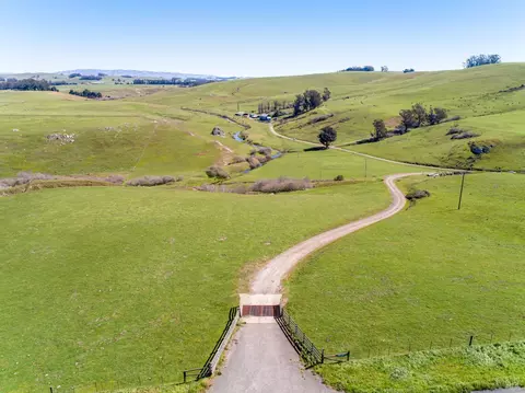 28200 State Route 1, Tomales, CA 94971