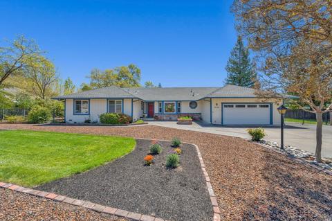 6150 Lockwood Dr, Windsor, CA 95492