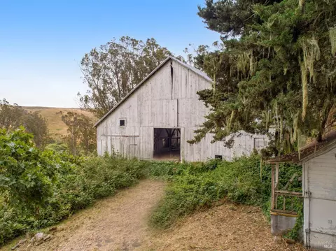 5700 Middle Rd, Petaluma, CA 94952 photo 4