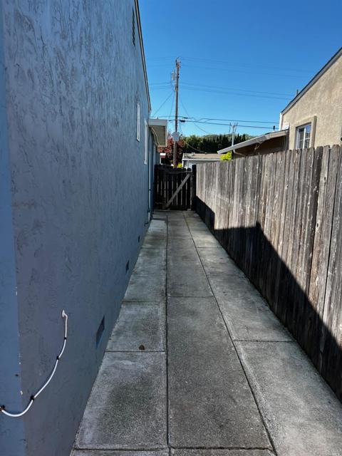 560 Greenbach St, Napa, CA 94559 photo 7