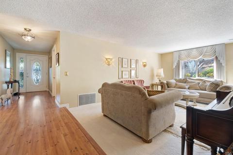 1365 Shea Ter, Vallejo, CA 94591 photo 6