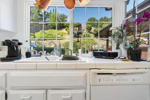 1365 Shea Ter, Vallejo, CA 94591 photo 16