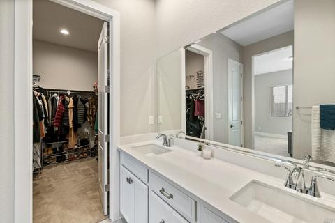 642 Periwinkle Dr, Vacaville, CA 95687 photo 25