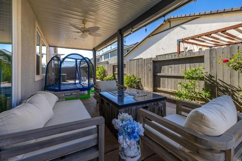 642 Periwinkle Dr, Vacaville, CA 95687 photo 41