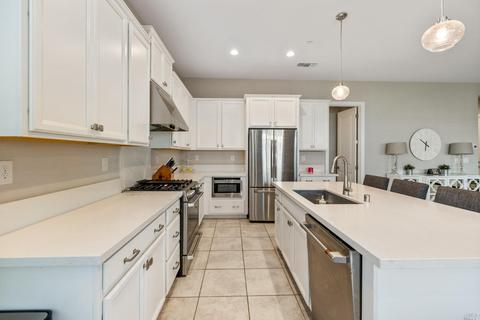 642 Periwinkle Dr, Vacaville, CA 95687 photo 35