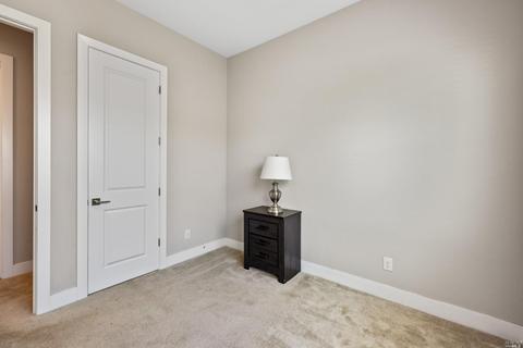 642 Periwinkle Dr, Vacaville, CA 95687 photo 15