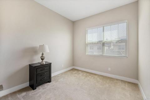 642 Periwinkle Dr, Vacaville, CA 95687 photo 14