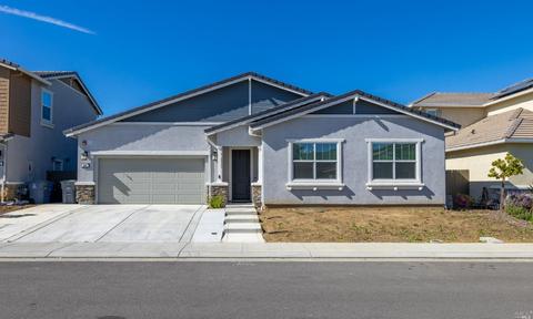 642 Periwinkle Dr, Vacaville, CA 95687 photo 3