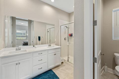 642 Periwinkle Dr, Vacaville, CA 95687 photo 22