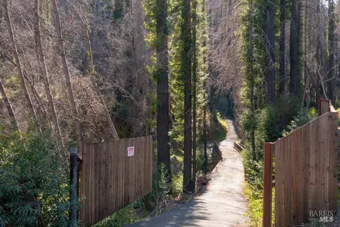 7180 Mill Creek Rd, Healdsburg, CA 95448