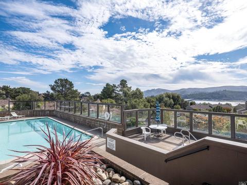 565 Seaver Dr, Mill Valley, CA 94941