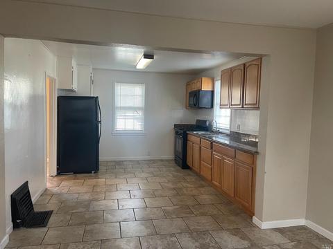 10 Werden St, Vallejo, CA 94590 photo 2