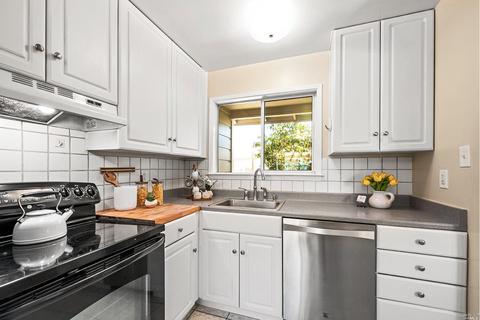 301 Adele Ave, Rohnert Park, CA 94928 photo 15