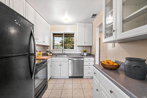 301 Adele Ave, Rohnert Park, CA 94928 photo 11
