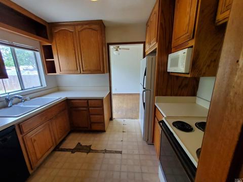 613 Annette Ave, Vallejo, CA 94591 photo 6