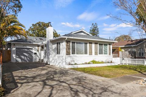 312 Vigna St, Sonoma, CA 95476