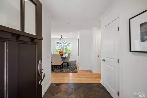 35 Corte Dorado, Greenbrae, CA 94904