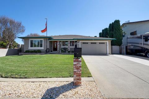 3150 Redwood Dr, Fairfield, CA 94533