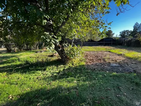 23665 Greely St, Covelo, CA 95428