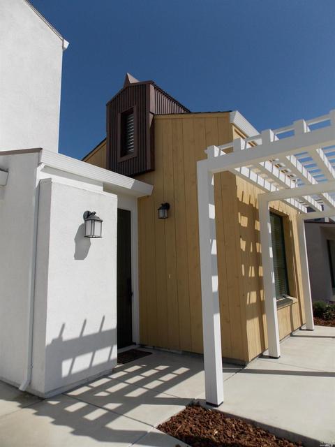 1342 Calabazas Dr, Windsor, CA 95492 photo 3