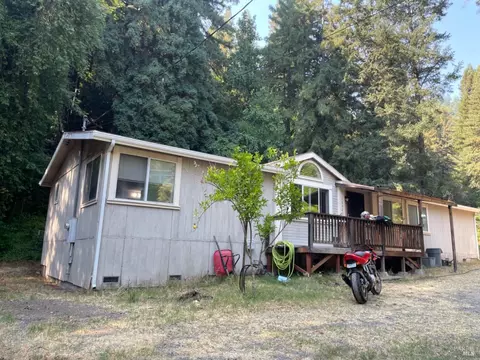 16820 Watson Rd, Guerneville, CA 95446