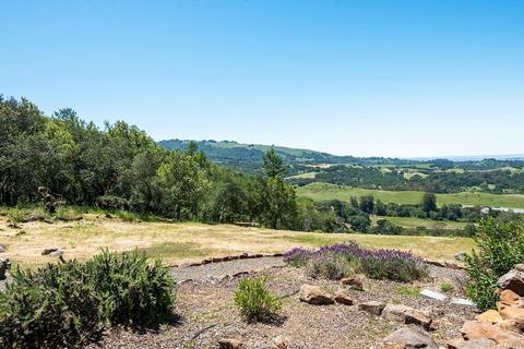 2920 Bardy Rd, Santa Rosa, CA 95404