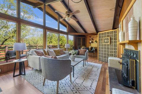 701 Redwood Rd, San Anselmo, CA 94960