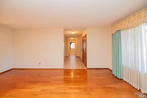 3102 Americano Ct, Fairfield, CA 94533 photo 8