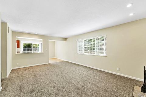 1520 Lassen Ct, Vallejo, CA 94591 photo 6