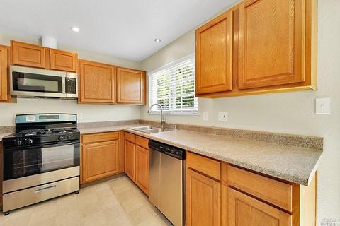 1520 Lassen Ct, Vallejo, CA 94591 photo 11