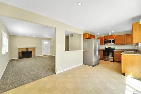 1520 Lassen Ct, Vallejo, CA 94591 photo 8