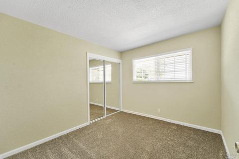 1520 Lassen Ct, Vallejo, CA 94591 photo 23