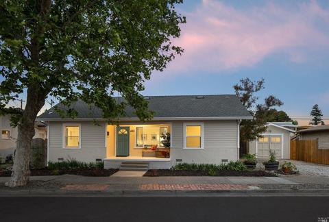 433 Lincoln St, Santa Rosa, CA 95401