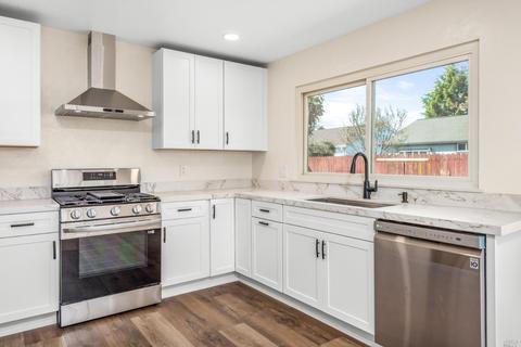 8465 Larch Ave, Cotati, CA 94931 photo 9