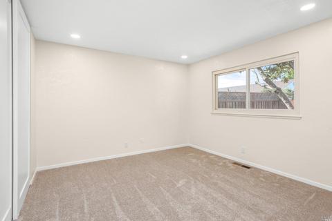 8465 Larch Ave, Cotati, CA 94931 photo 17