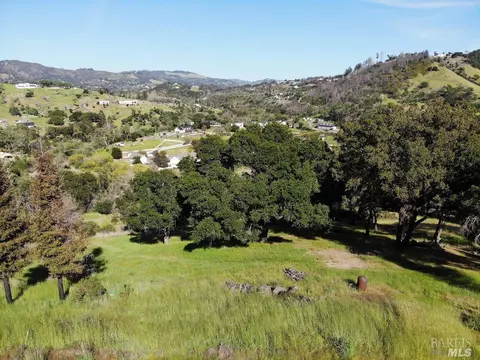 5465 Wikiup Bridge Way, Santa Rosa, CA 95404